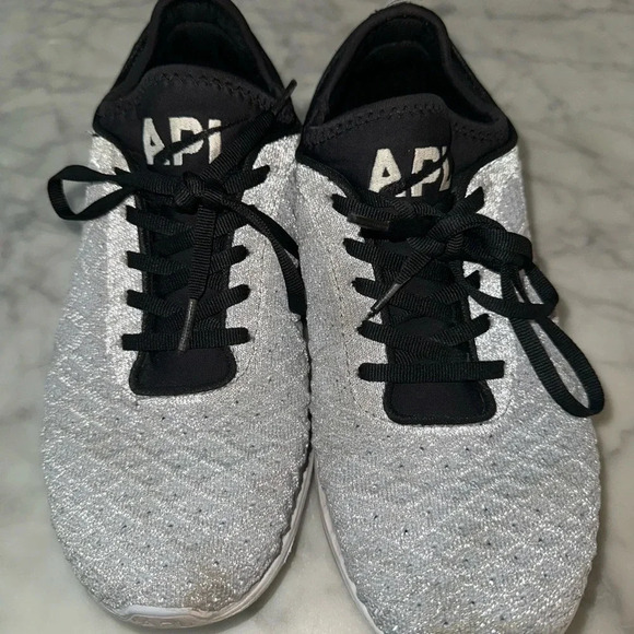 APL Men’s 9M TechLoom Pro Running Sneakers - Picture 9 of 11